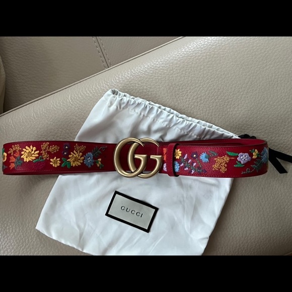 SOLD Excellent condition Gucci belt size 90 - Picture 6 of 6